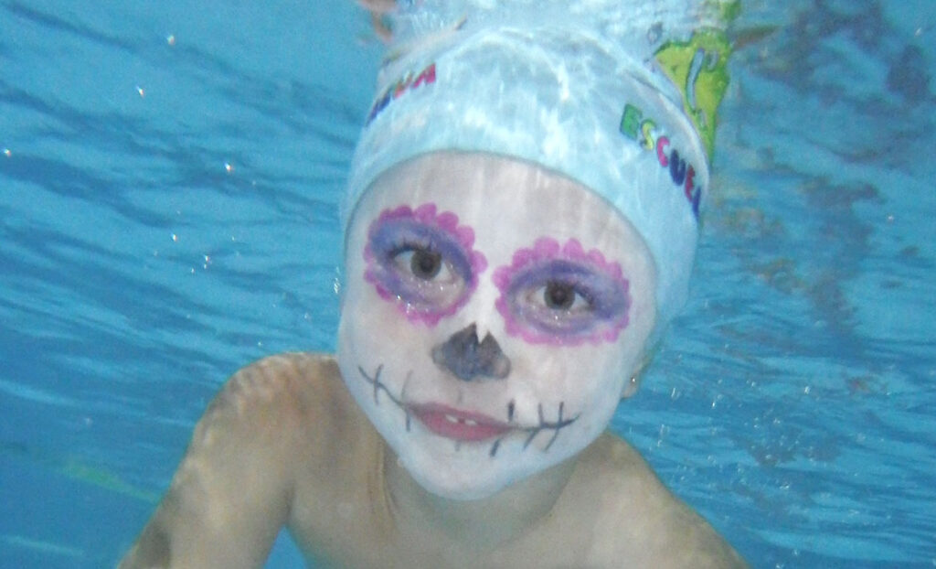 La Escuela del Agua también disfruta de la fiesta de Halloween
